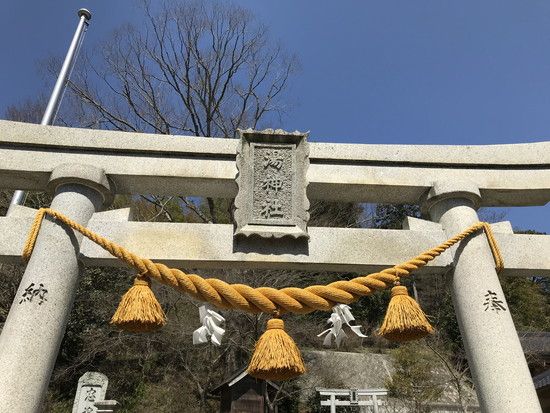 湯神社の社殿